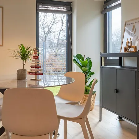빌라 Mohost Nook - Exclusive 3-bedroom Mountain 브라쇼브